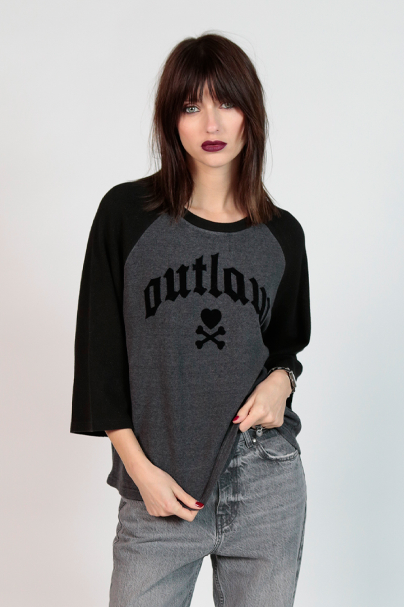 PULL  OUTLAW